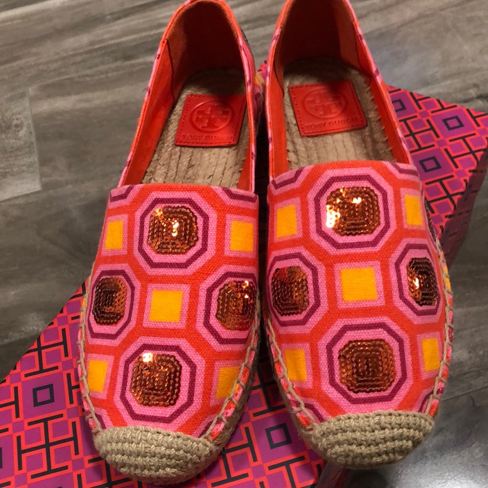 🔥🔥TORY BURCH Cecily Sequin Embellished Espad…